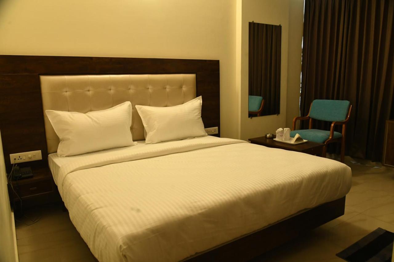 Advaitha Residency Otel Maisur Dış mekan fotoğraf