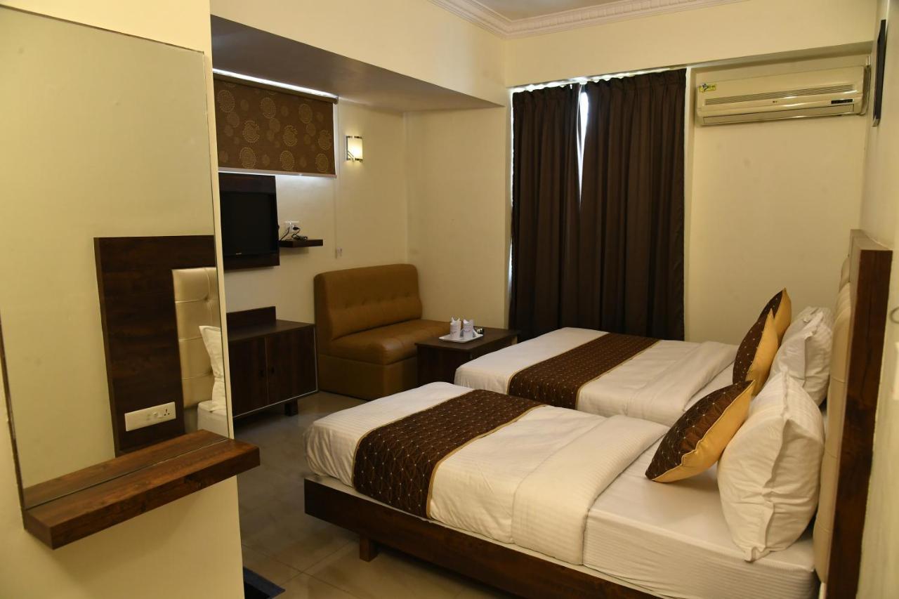 Advaitha Residency Otel Maisur Dış mekan fotoğraf